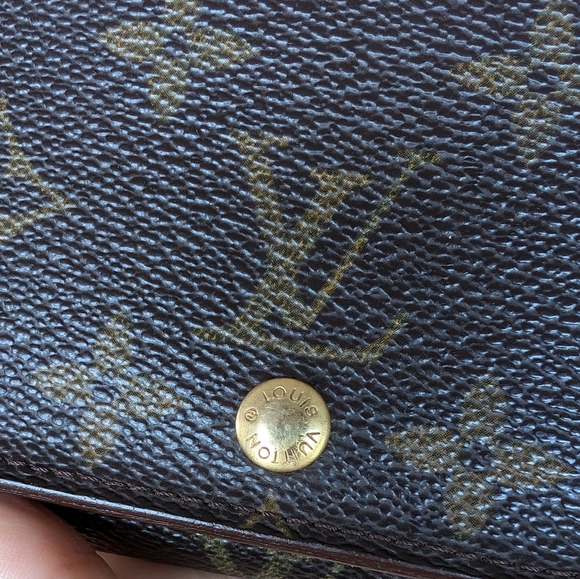 LOUIS VUITTON Porte Tresor Wallet - Picture 5 of 12